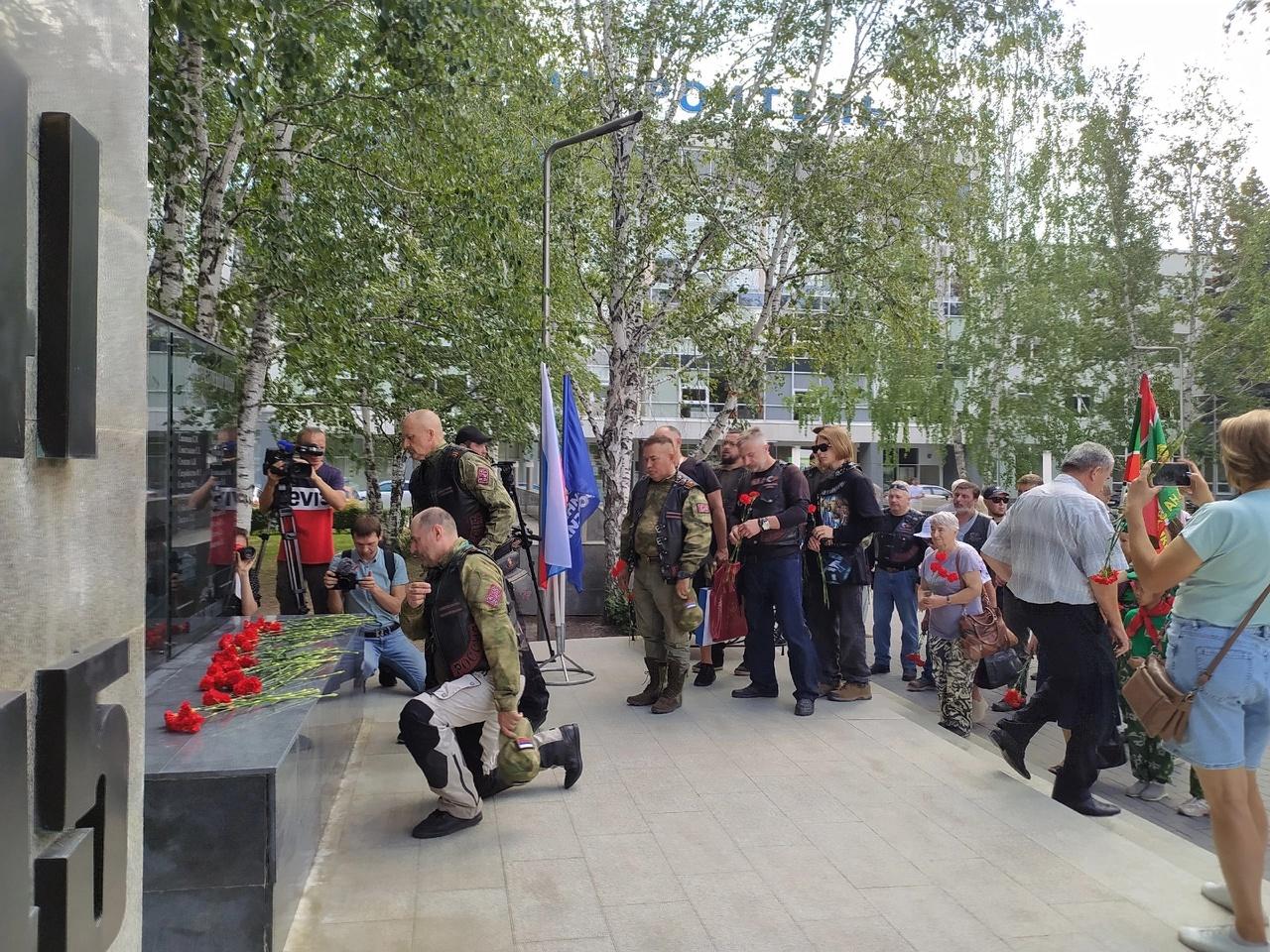 Фото Мотоциклисты из Новосибирска посетили музеи боевой славы в двух сибирских городах 4