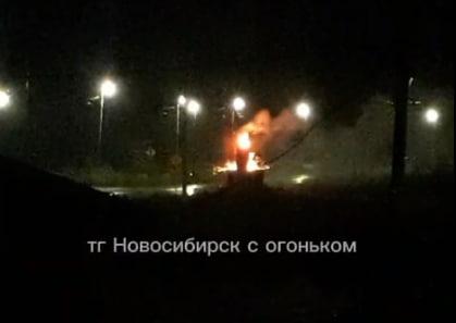 Фото Отключение света, пожары и сверкающие молнии: последствия ночной грозы в Новосибирской области 4
