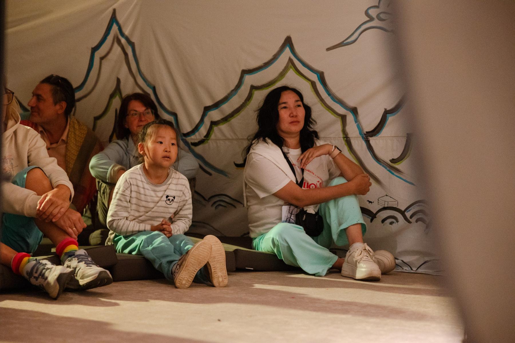 Фото Таинственный Алтай: фоторепортаж с праздника музыки, огня и единения культур 27 - Сиб.ФМ Фото Таинственный Алтай: фоторепортаж с праздника музыки, огня и единения культур 27