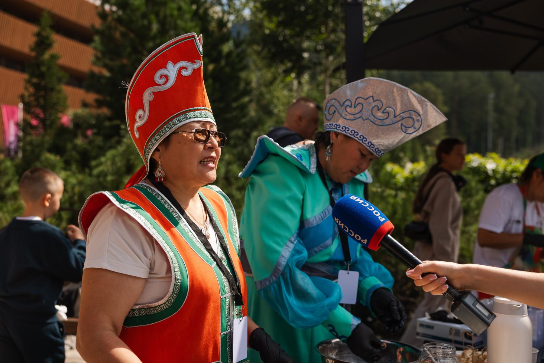 Фото Таинственный Алтай: фоторепортаж с праздника музыки, огня и единения культур 33 - Сиб.ФМ Фото Таинственный Алтай: фоторепортаж с праздника музыки, огня и единения культур 33