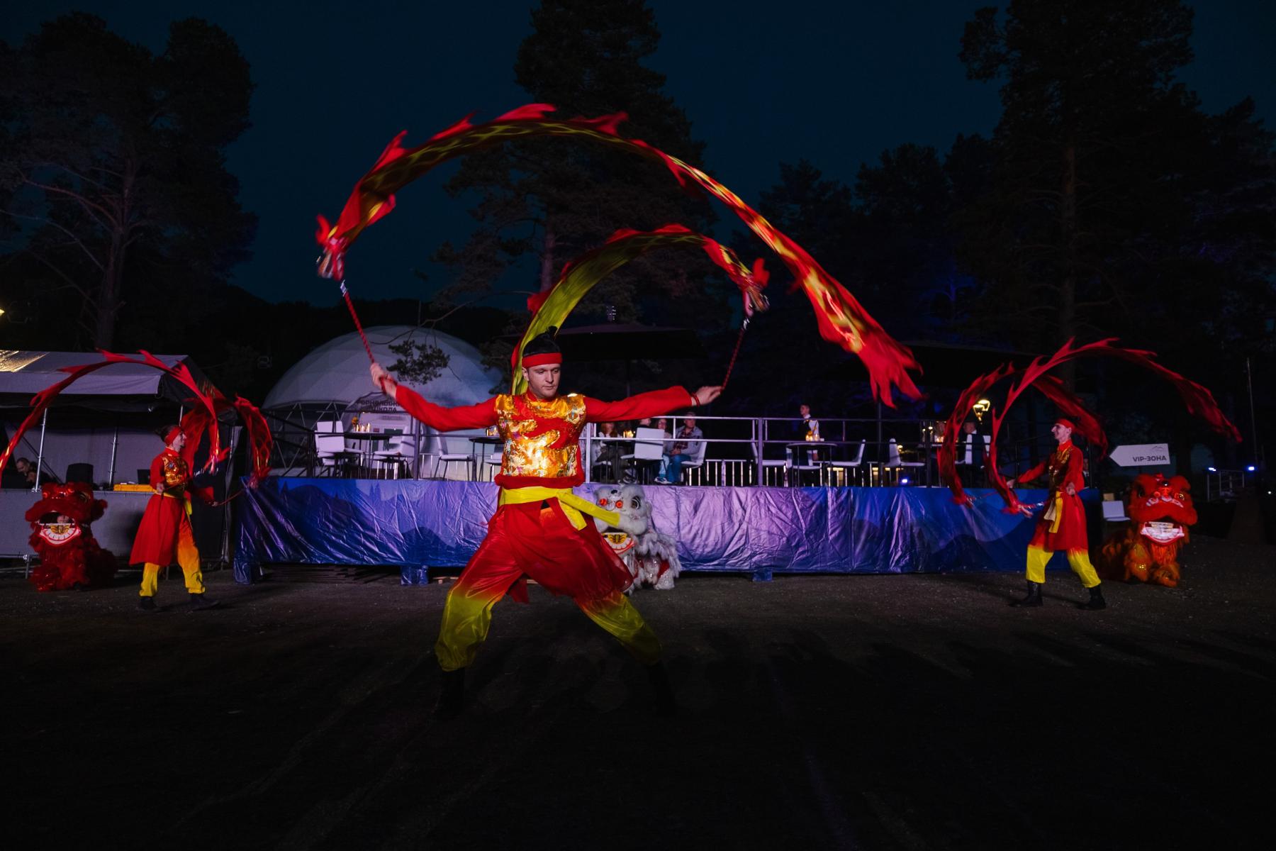 Фото Таинственный Алтай: фоторепортаж с праздника музыки, огня и единения культур 54 - Сиб.ФМ Фото Таинственный Алтай: фоторепортаж с праздника музыки, огня и единения культур 54