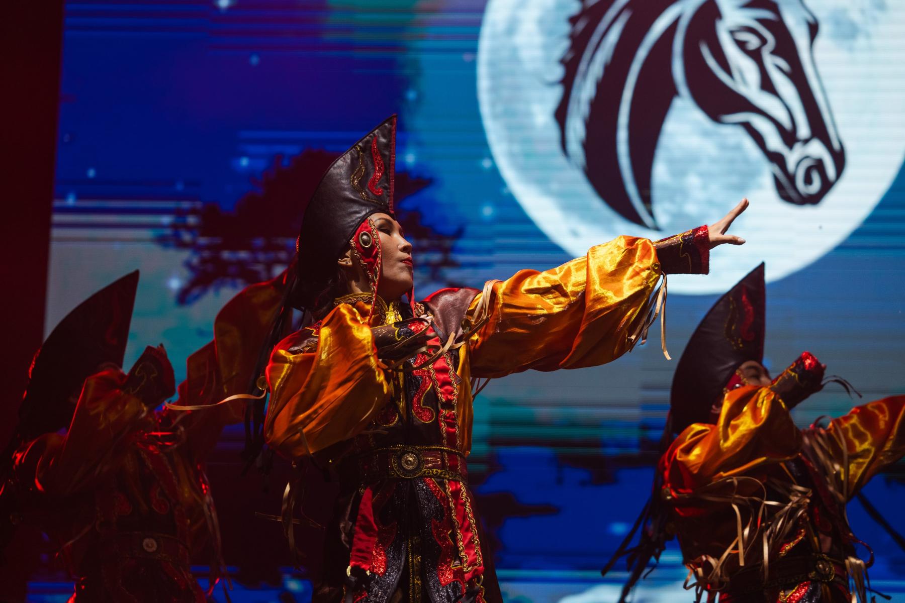 Фото Таинственный Алтай: фоторепортаж с праздника музыки, огня и единения культур 60 - Сиб.ФМ Фото Таинственный Алтай: фоторепортаж с праздника музыки, огня и единения культур 60