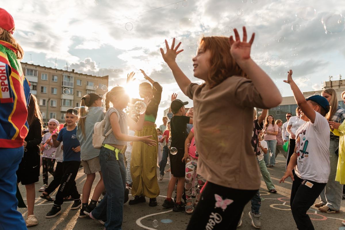 Фото 325 лет Криводановке: с «Сибагро» ярче и веселее! 5 - Сиб.ФМ Фото 325 лет Криводановке: с «Сибагро» ярче и веселее! 5