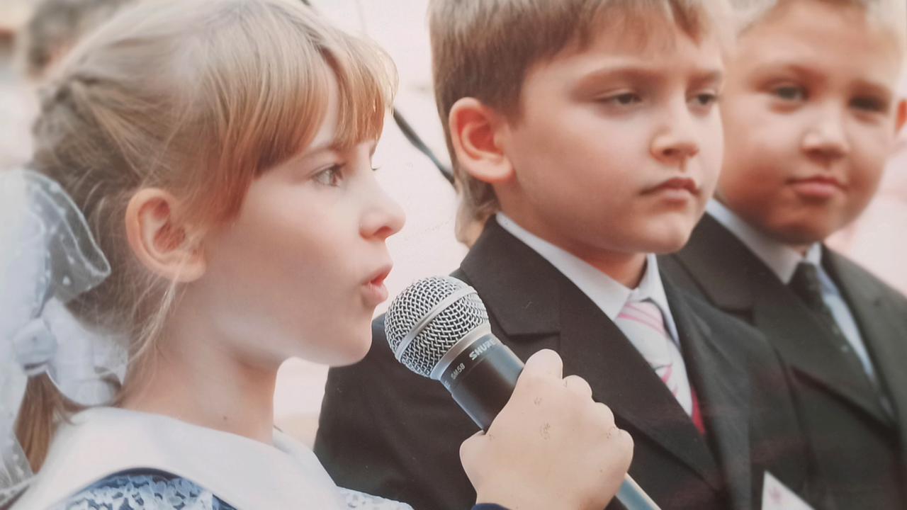 Фото Эпоха гладиолусов: каким было 1 сентября до родительских чатов 9 - Сиб.ФМ Фото Эпоха гладиолусов: каким было 1 сентября до родительских чатов 9