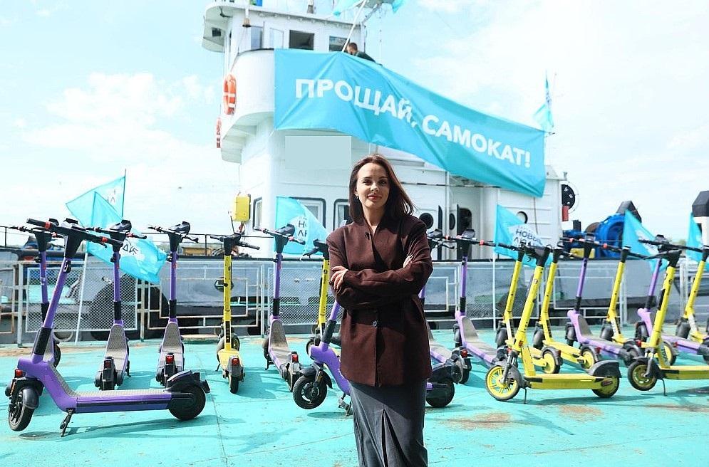 Фото В Новосибирске партия «Новые люди» отправила баржу с самокатами в Москву 3 - Сиб.ФМ Фото В Новосибирске партия «Новые люди» отправила баржу с самокатами в Москву 3