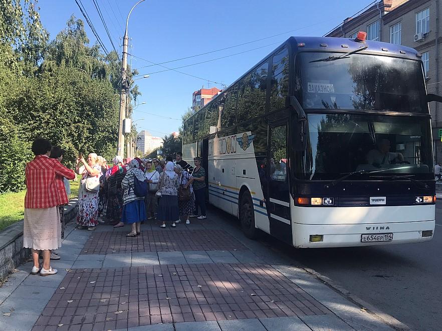 Фото Новосибирцы приняли участие в паломничестве к историческим храмам 2 - Сиб.ФМ Фото Новосибирцы приняли участие в паломничестве к историческим храмам 2