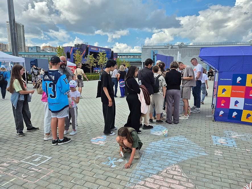 Фото Яркое начало сезона: «Ростелеком» стал партнером Дня болельщика ХК «Сибирь» 2 - Сиб.ФМ Фото Яркое начало сезона: «Ростелеком» стал партнером Дня болельщика ХК «Сибирь» 2