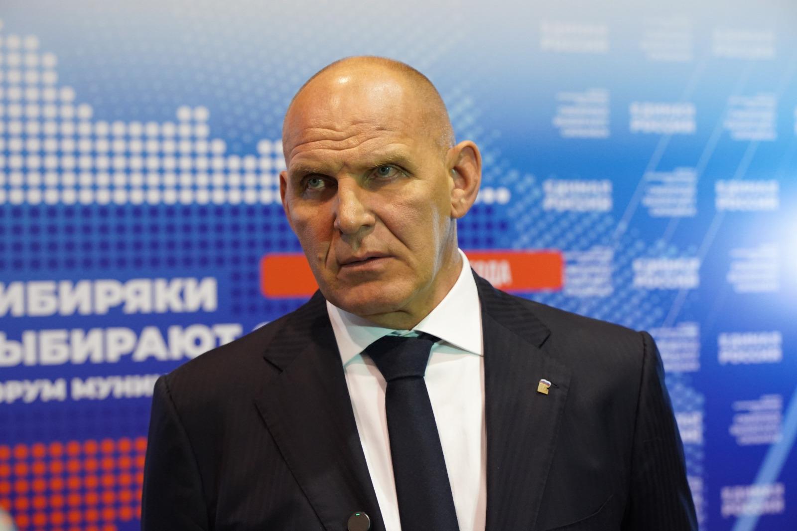 Фото В Новосибирске состоялся форум муниципальных депутатов «Единой России» 9 - Сиб.ФМ Фото В Новосибирске состоялся форум муниципальных депутатов «Единой России» 9