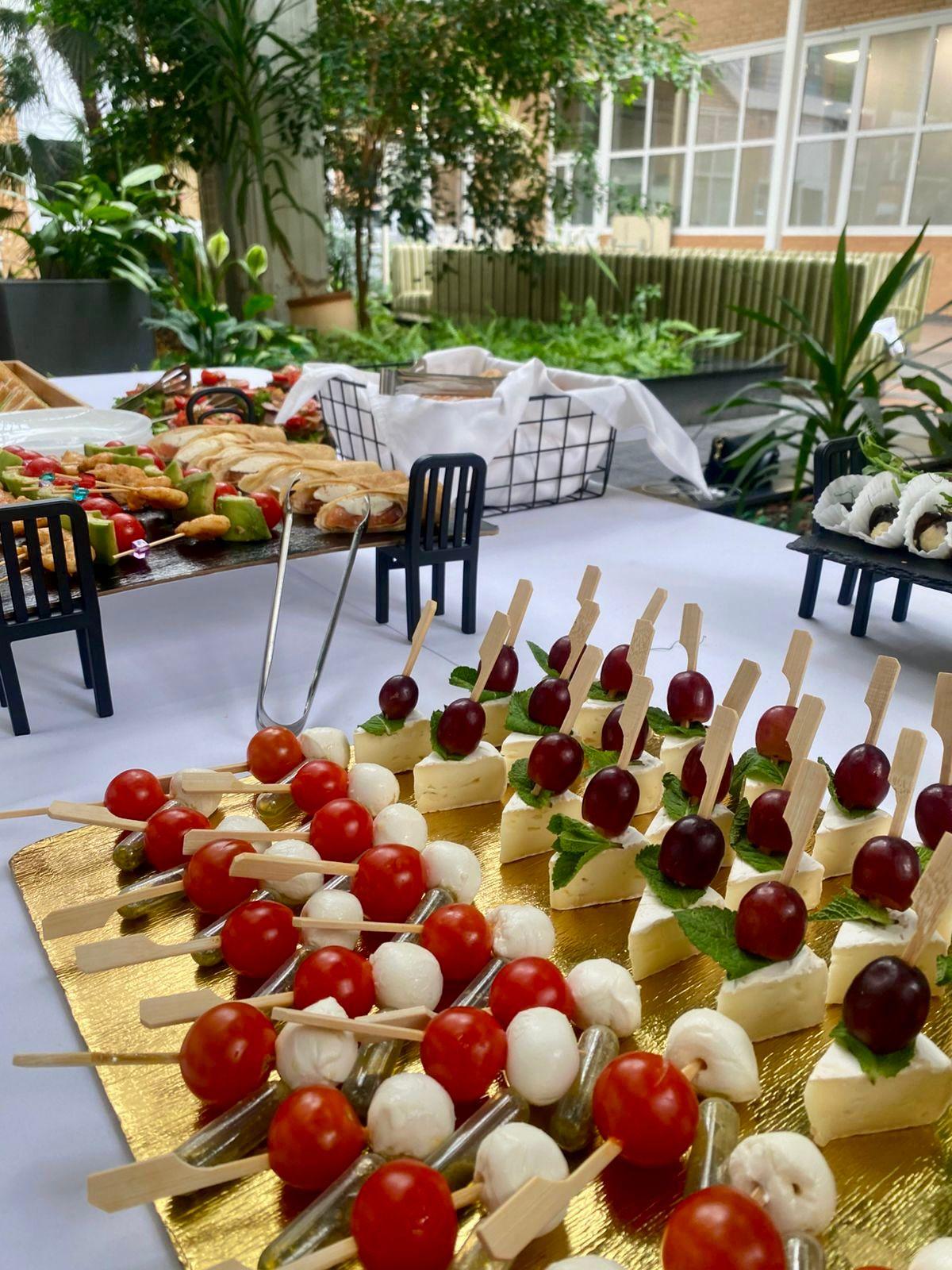 Фото «Академ Кейтеринг»: симфония вкуса и безупречного сервиса 3 - Сиб.ФМ Фото «Академ Кейтеринг»: симфония вкуса и безупречного сервиса 3