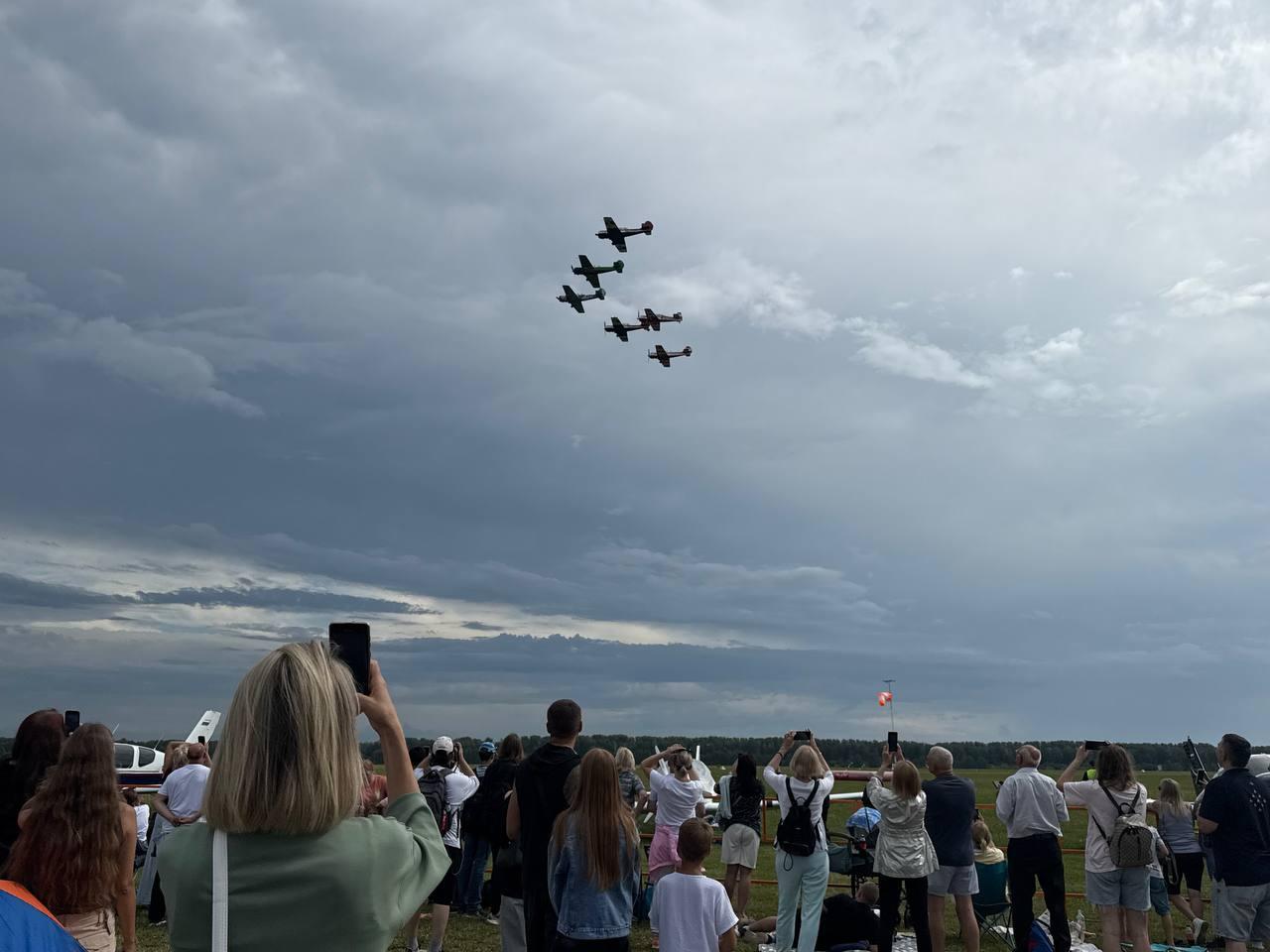 Фото Опубликованы яркие кадры с авиашоу в Новосибирске 10 - Сиб.ФМ Фото Опубликованы яркие кадры с авиашоу в Новосибирске 10