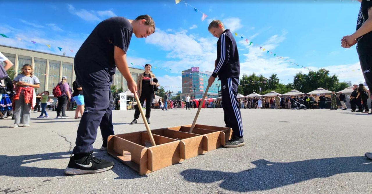 Фото На площади Пименова в Новосибирске прошел праздник «Русский Двор» 2 - Сиб.ФМ Фото На площади Пименова в Новосибирске прошел праздник «Русский Двор» 2