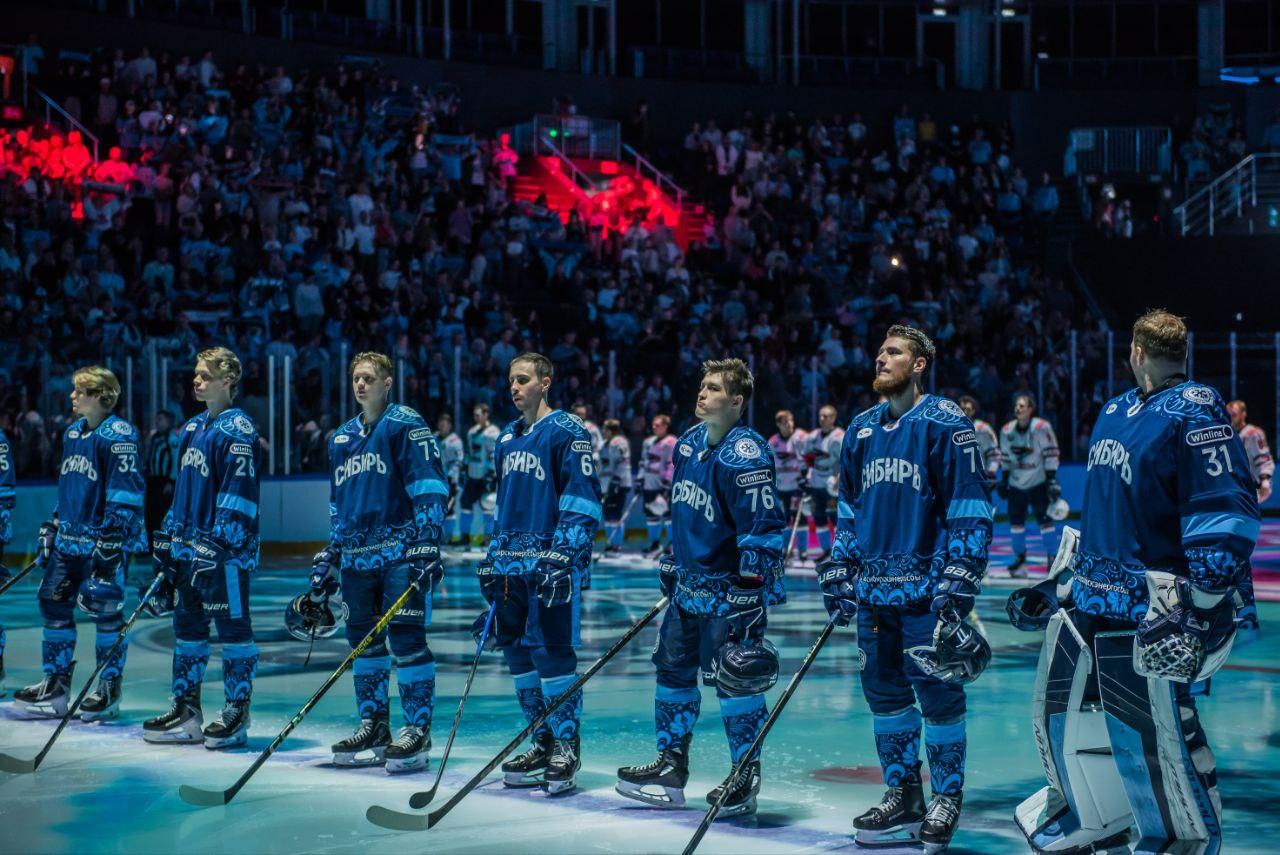 Фото Крики фанатов, тысячи зрителей и Ваня Дмитриенко. День Болельщика в Новосибирске – яркие кадры 4 - Сиб.ФМ Фото Крики фанатов, тысячи зрителей и Ваня Дмитриенко. День Болельщика в Новосибирске – яркие кадры 4