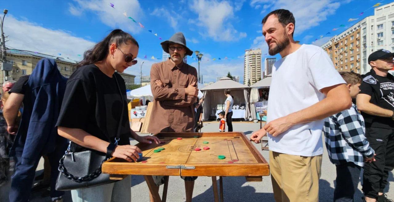 Фото На площади Пименова в Новосибирске прошел праздник «Русский Двор» 4 - Сиб.ФМ Фото На площади Пименова в Новосибирске прошел праздник «Русский Двор» 4