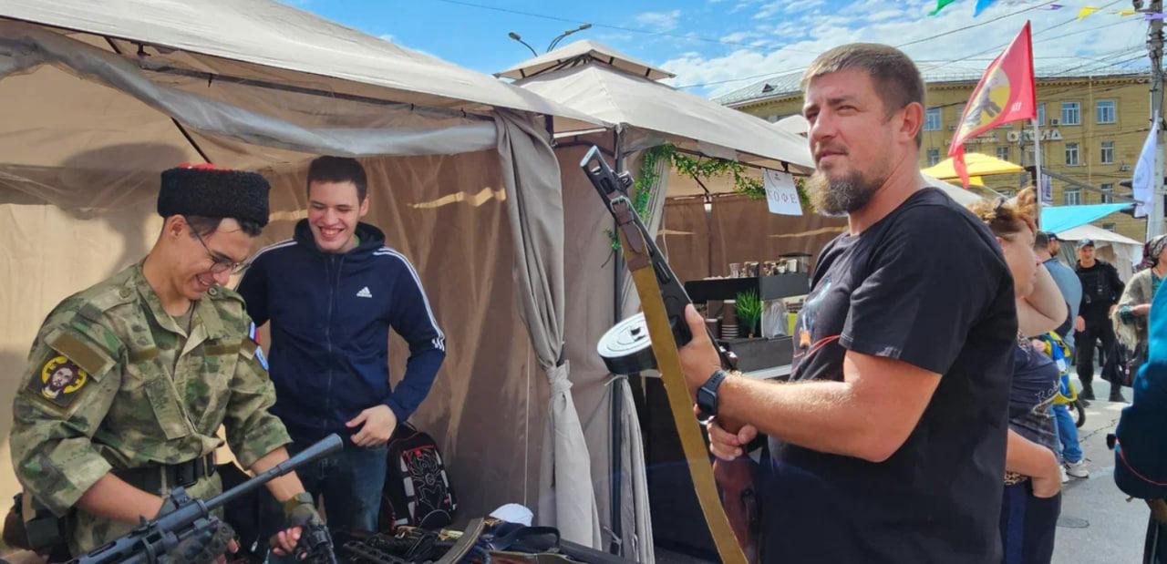 Фото На площади Пименова в Новосибирске прошел праздник «Русский Двор» 20 - Сиб.ФМ Фото На площади Пименова в Новосибирске прошел праздник «Русский Двор» 20