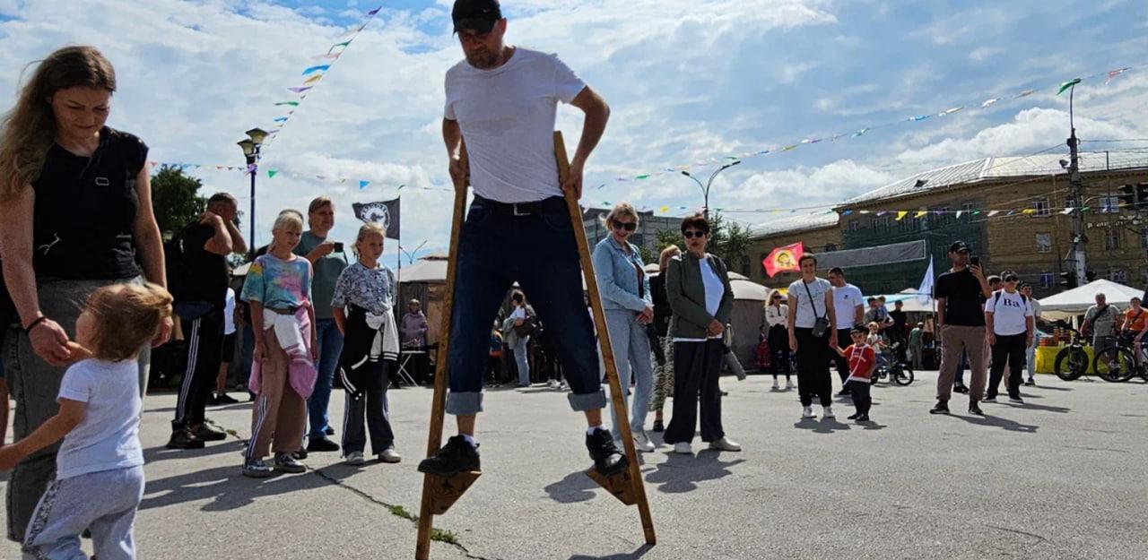 Фото На площади Пименова в Новосибирске прошел праздник «Русский Двор» 15 - Сиб.ФМ Фото На площади Пименова в Новосибирске прошел праздник «Русский Двор» 15