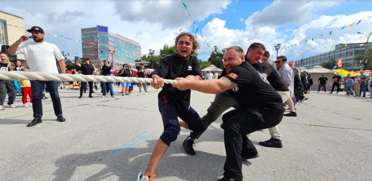 Фото На площади Пименова в Новосибирске прошел праздник «Русский Двор» 24 - Сиб.ФМ Фото На площади Пименова в Новосибирске прошел праздник «Русский Двор» 24