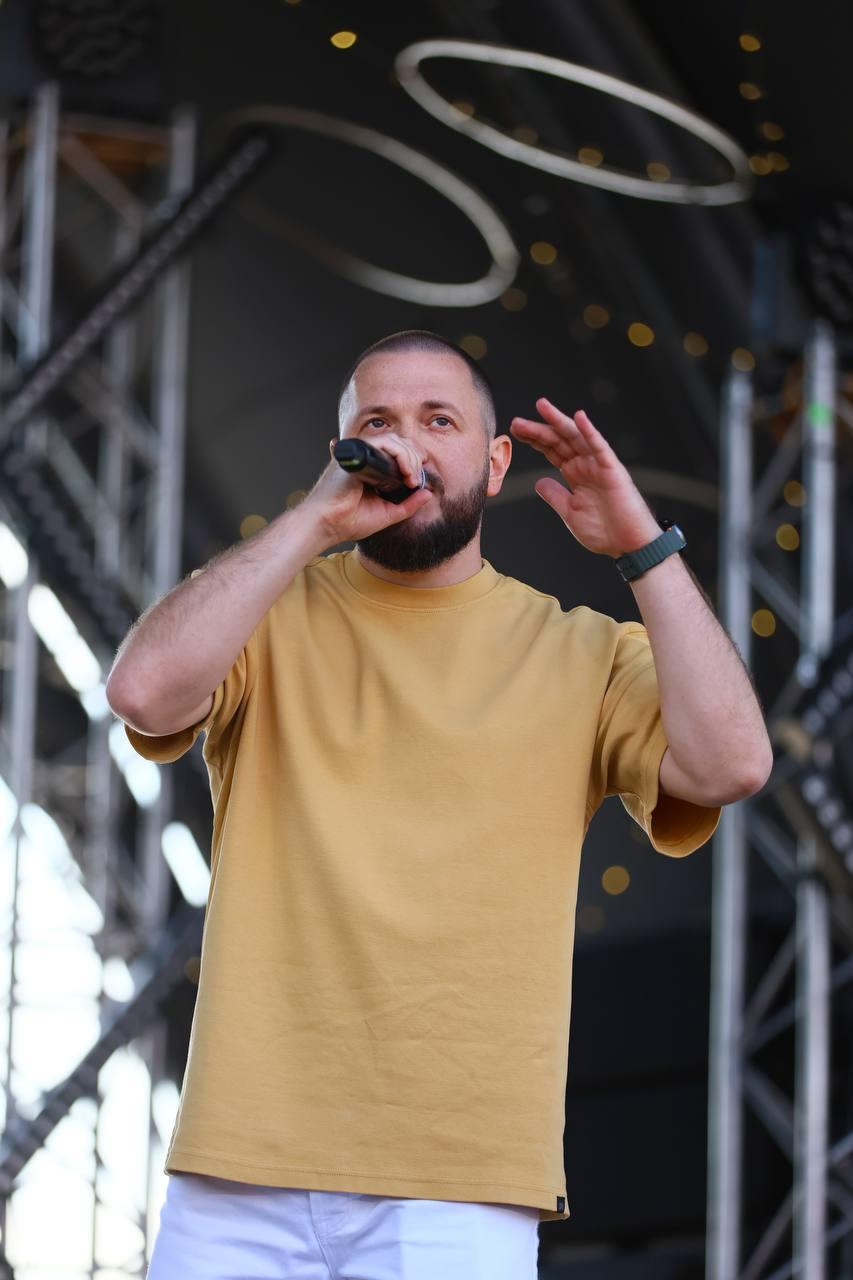 Фото Новосибирск отметил День знаний масштабной Линейкой Первых на набережной 12