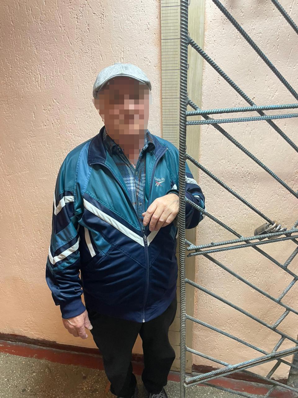 Фото Два пенсионера за день: в Новосибирске пожилых мужчин поймали на краже алкоголя 3 - Сиб.ФМ Фото Два пенсионера за день: в Новосибирске пожилых мужчин поймали на краже алкоголя 3