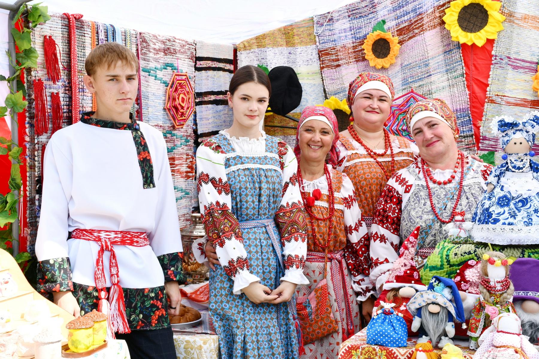 Фото «Гусьтиваль Глубинка»: как в Краснозёрском районе варят рассольник, бьют рекорды и помнят о легендарной породе гусей 5