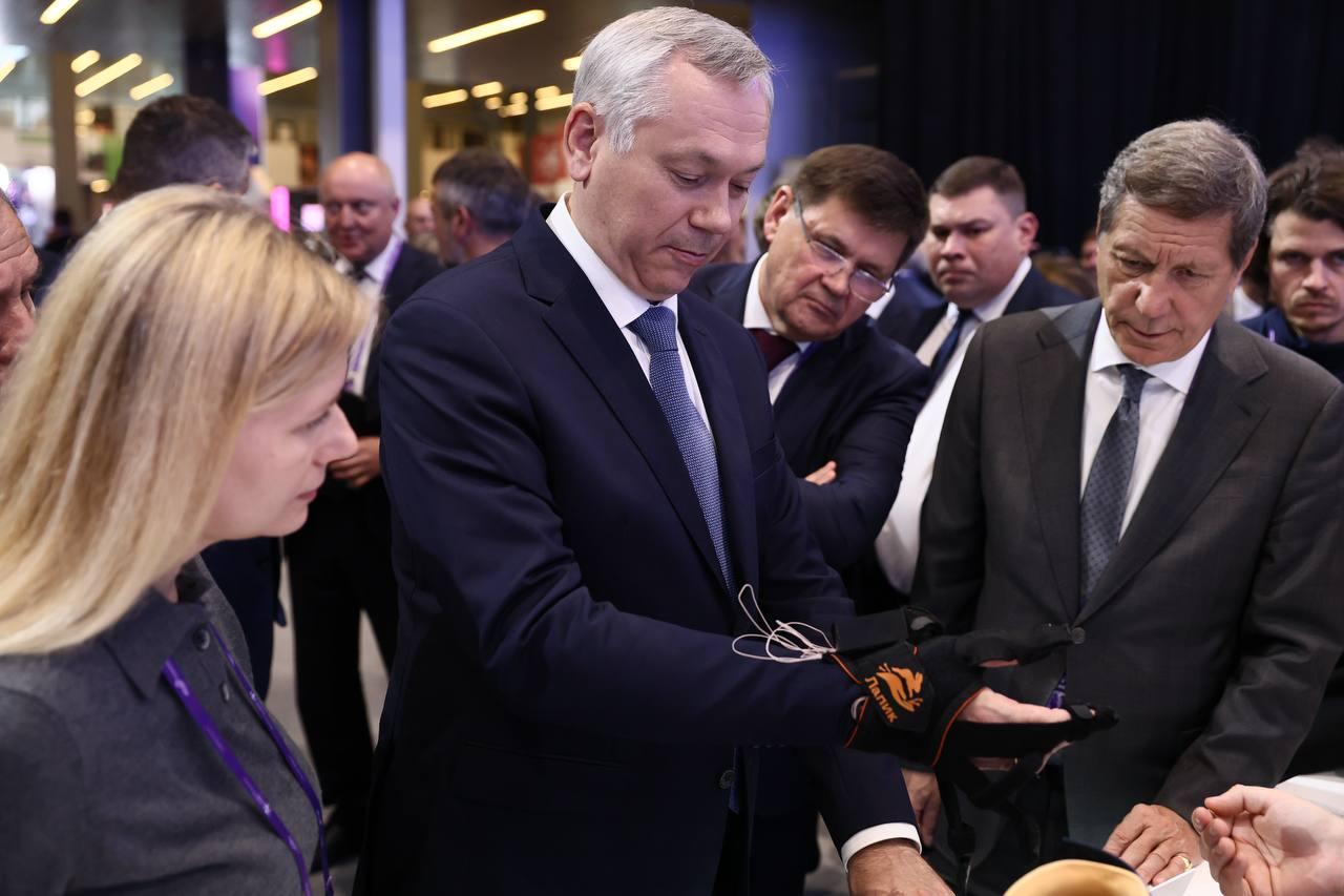 Фото «Технопром-2026»: чем запомнился первый день форума в Новосибирске. ФОТОРЕПОРТАЖ 30