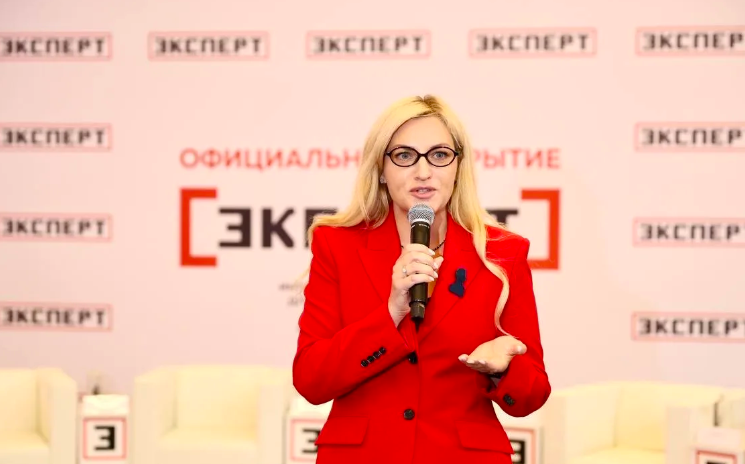 Фото В Новосибирске робот объявил о запуске журнала «Эксперт Сибирь» 7 - Сиб.ФМ Фото В Новосибирске робот объявил о запуске журнала «Эксперт Сибирь» 7