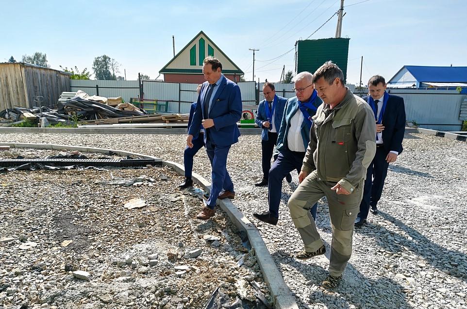 Фото В Новосибирской области десятки общественных пространств строятся и ремонтируются в рамках народной программы «Единой России» 3 - Сиб.ФМ Фото В Новосибирской области десятки общественных пространств строятся и ремонтируются в рамках народной программы «Единой России» 3