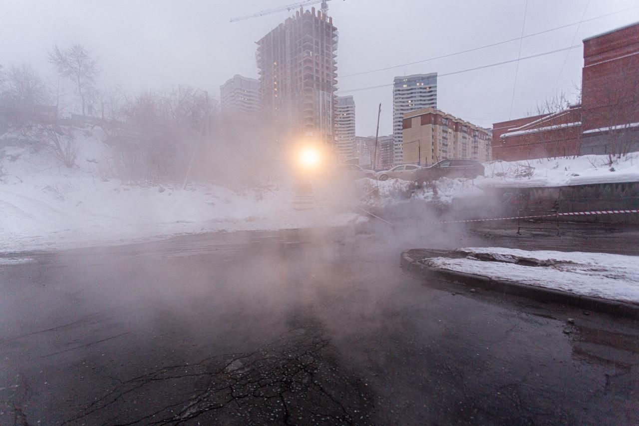 Фото Затопленные кипятком Богаткова и Лескова: как выглядят улицы после коммунальной аварии в Новосибирске 9