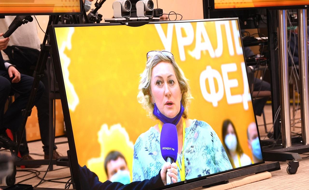 Фото «Не дождётесь», «повара из ФСО» и «мы белые и пушистые» – как шутит Путин на больших пресс-конференциях 4