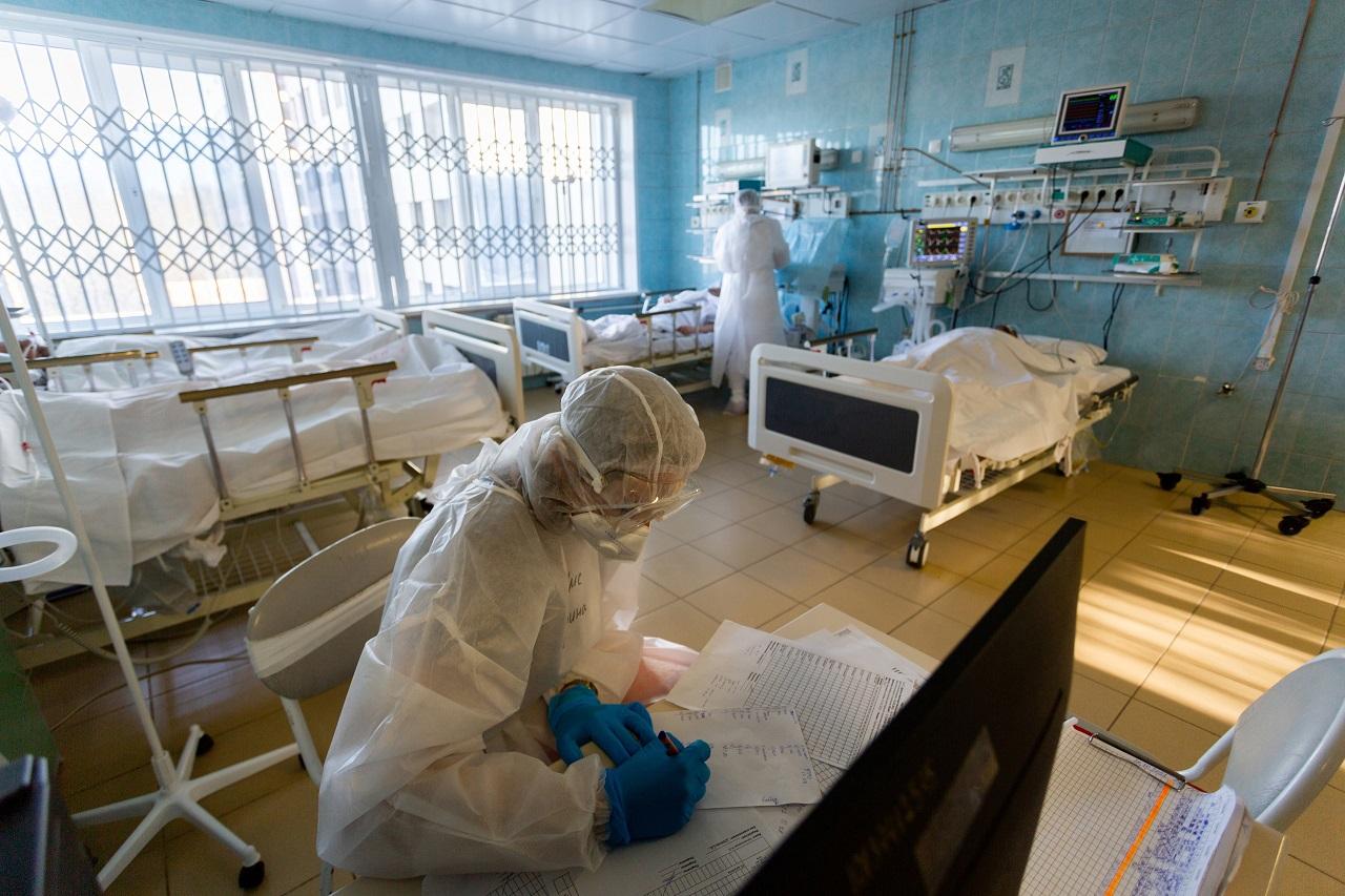 Фото Шесть симптомов «омикрона»: вирусолог Нетёсов перечислил признаки заражения новым штаммом коронавируса 2