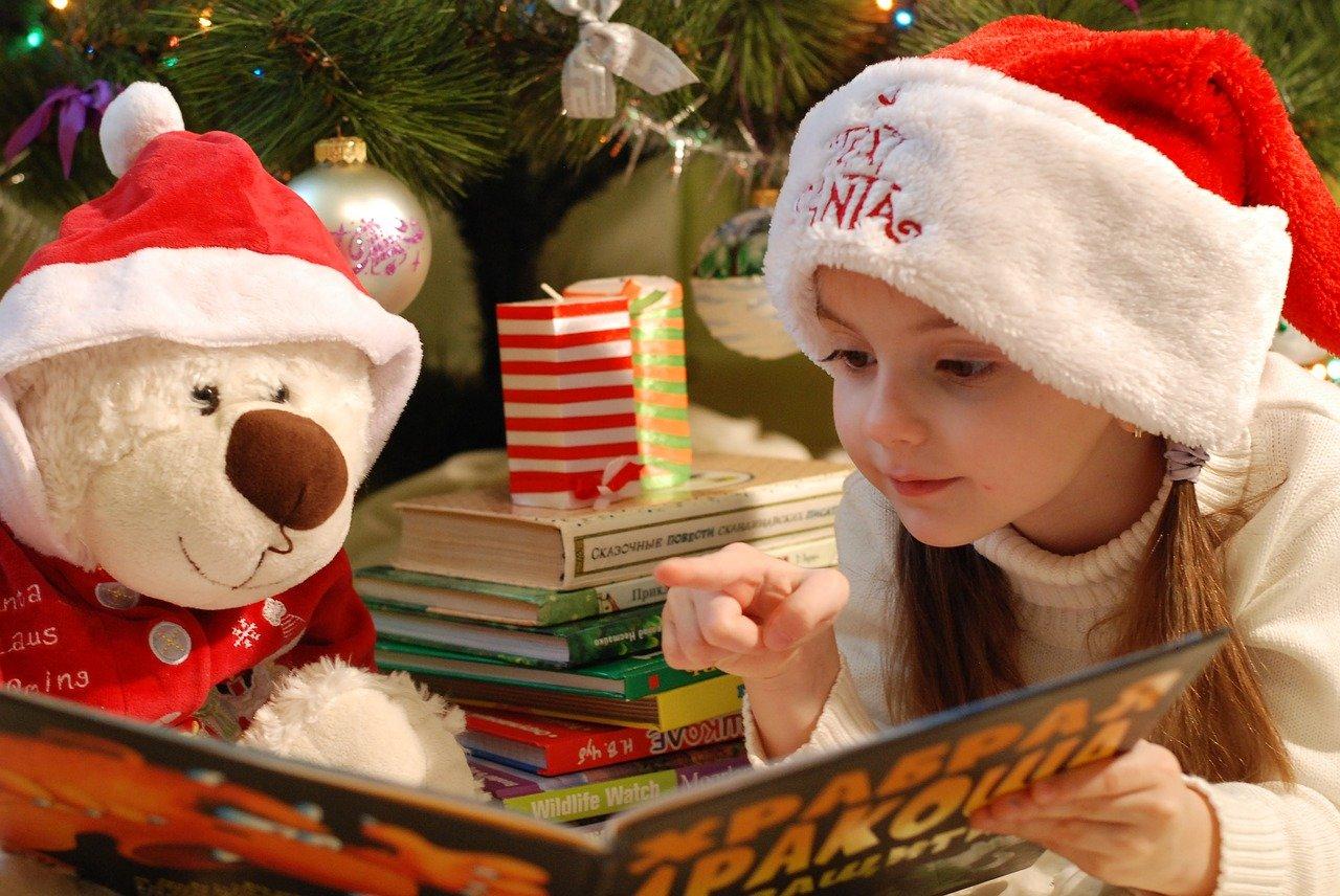 Фото Стихи Деду Морозу – лучшие четверостишия для детей на Новый год, которые легко выучить 3