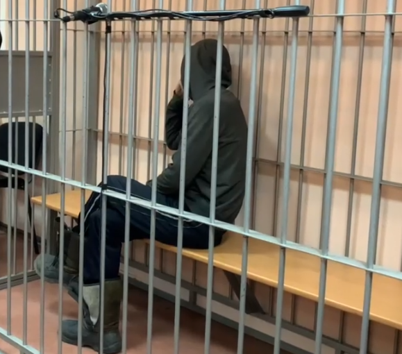 Фото Напился и угнал КАМАЗ: в томском суде раскрыли подробности смертельной аварии с врачами 3
