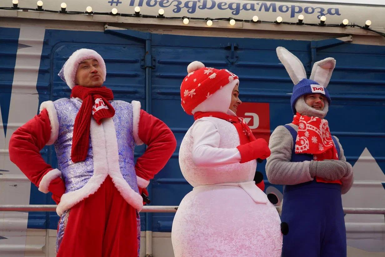 Фото Из Великого Устюга с любовью: в Новосибирск прибыл поезд Деда Мороза — как это было 8