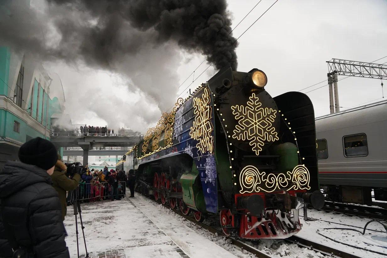 Фото Из Великого Устюга с любовью: в Новосибирск прибыл поезд Деда Мороза — как это было 3