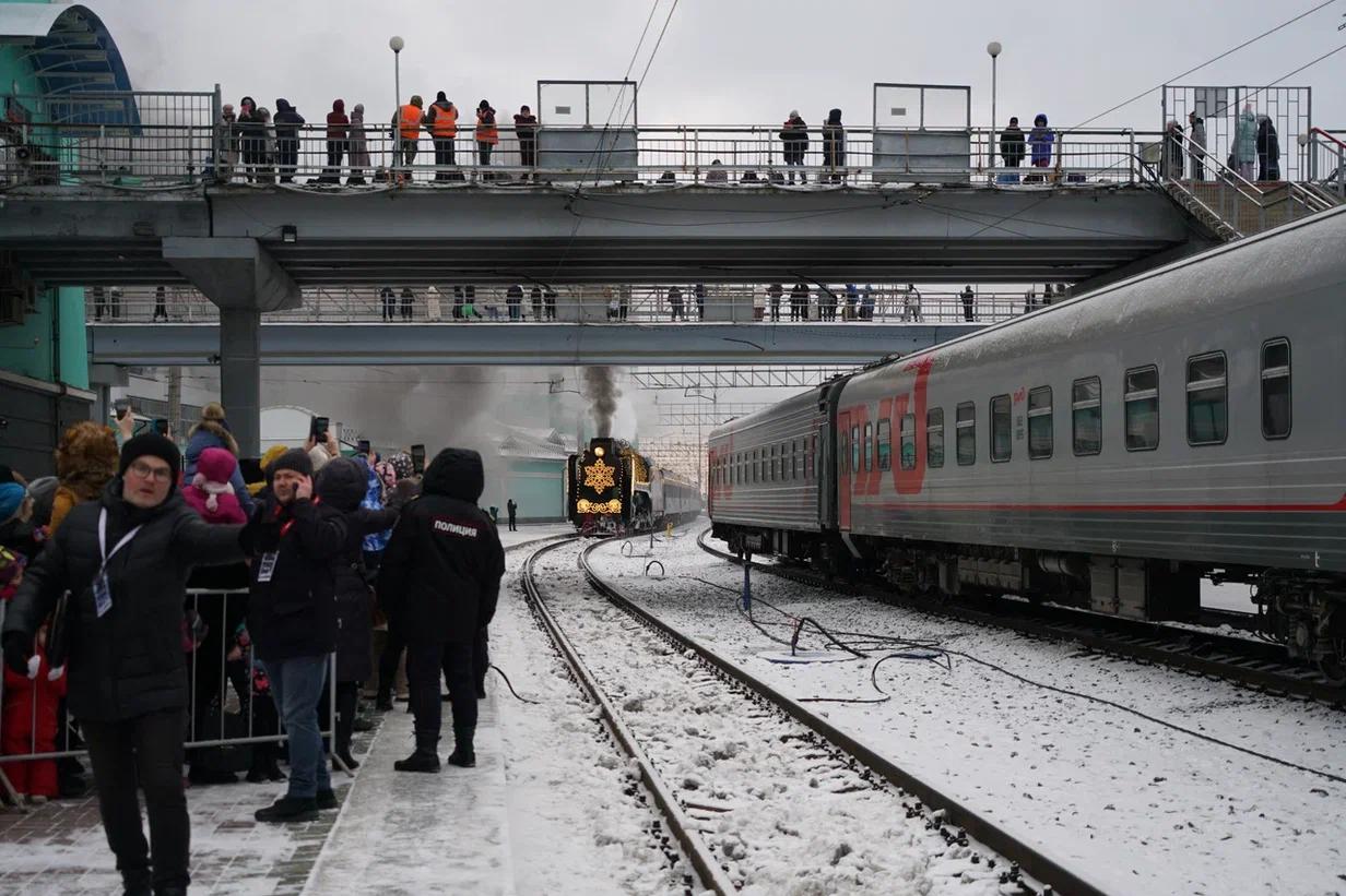 Фото Из Великого Устюга с любовью: в Новосибирск прибыл поезд Деда Мороза — как это было 2