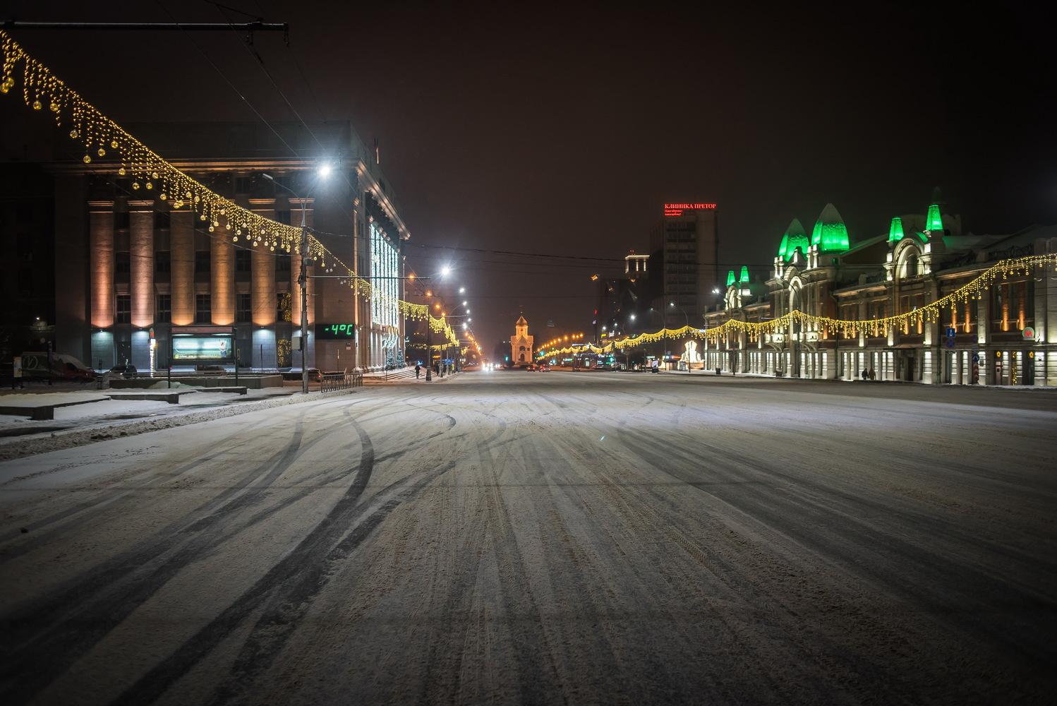 Фото Новосибирск украсили к Новому году — лучшие фотографии с центра города 4