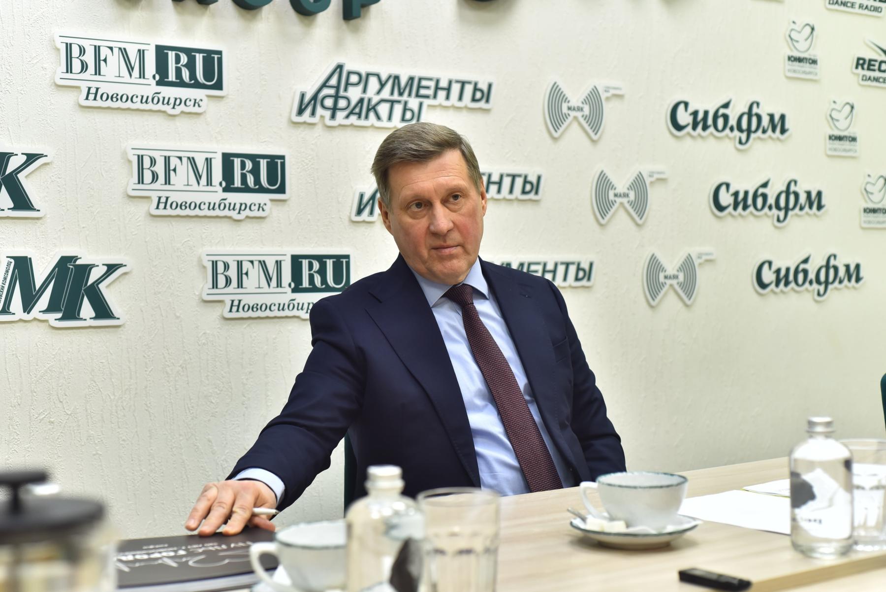 Фото СВО, пробки и рекордный бюджет: эксклюзивное интервью мэра Новосибирска Анатолия Локтя об итогах 2023 года 6