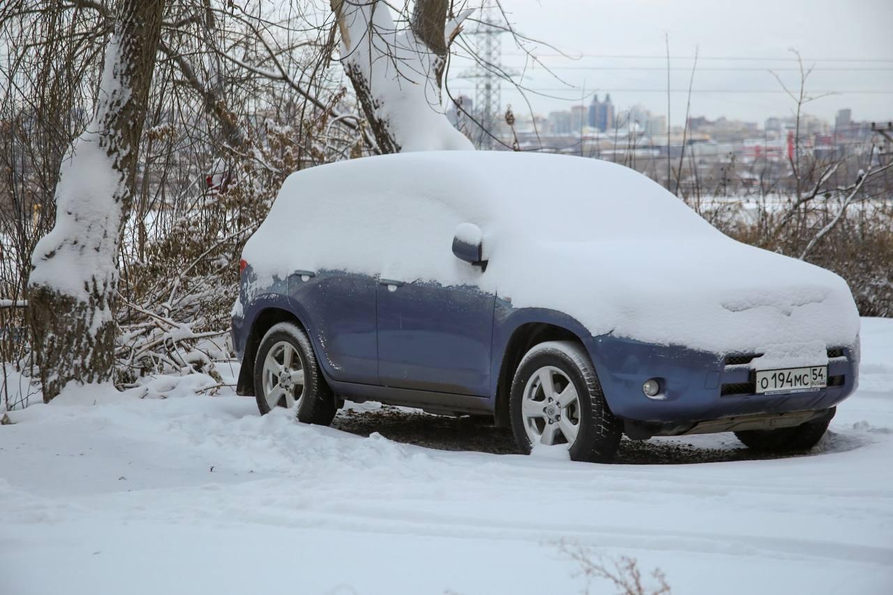 Фото Автоэксперт из Новосибирска рассказал, как завести машину в 38-градусный мороз 8