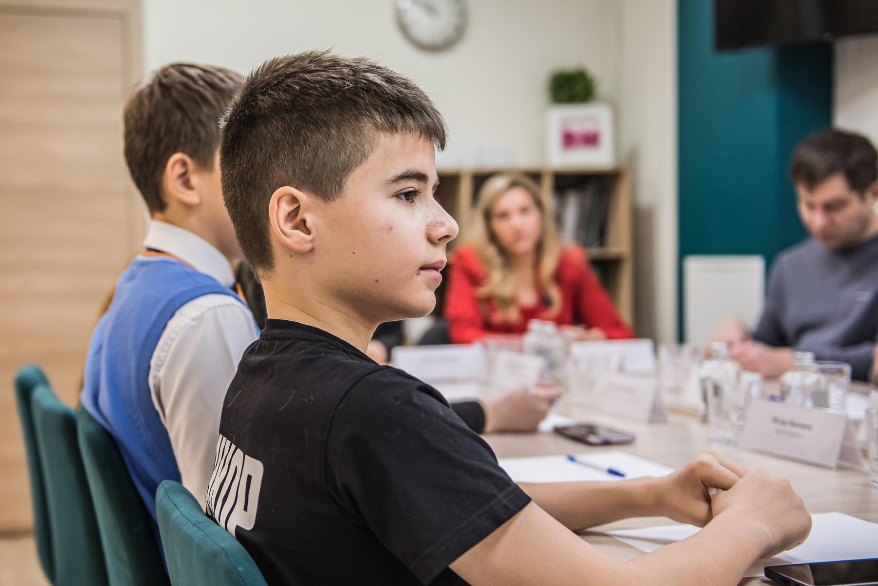 Фото Детский омбудсмен Надежда Болтенко: «Количество детей в детских домах и учреждениях уменьшилось на 27%» 4