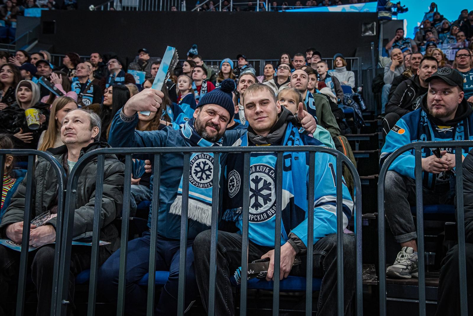 Фото Хоккейная «Сибирь» уступила «Адмиралу» на домашнем льду. Фоторепортаж 10