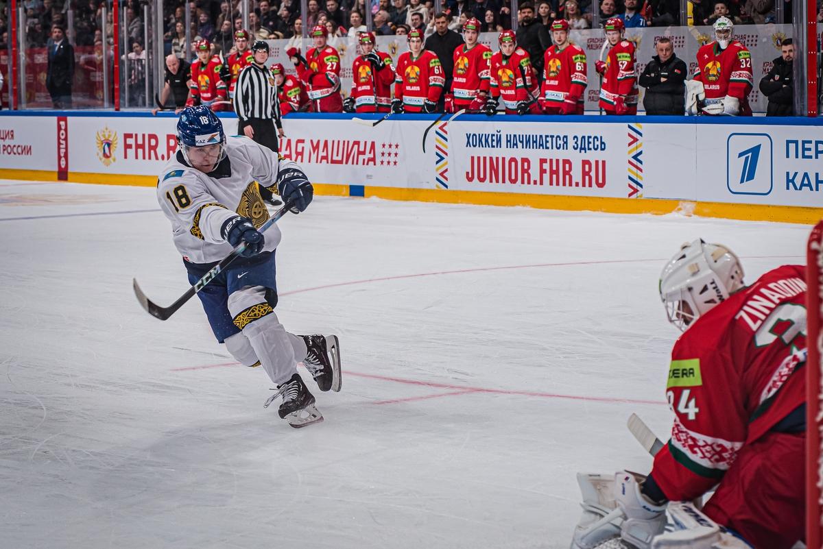 Фото Сборная «Россия 25» одержала победу на турнире по хоккею 3х3 на Кубке Первого канала в Новосибирске. Фоторепортаж 19