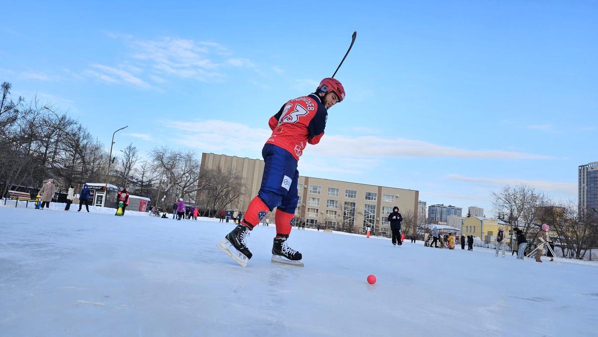 Фото Самый большой каток Новосибирска открылся на стадионе «Спартак». Фоторепортаж 21 - Сиб.ФМ Фото Самый большой каток Новосибирска открылся на стадионе «Спартак». Фоторепортаж 21
