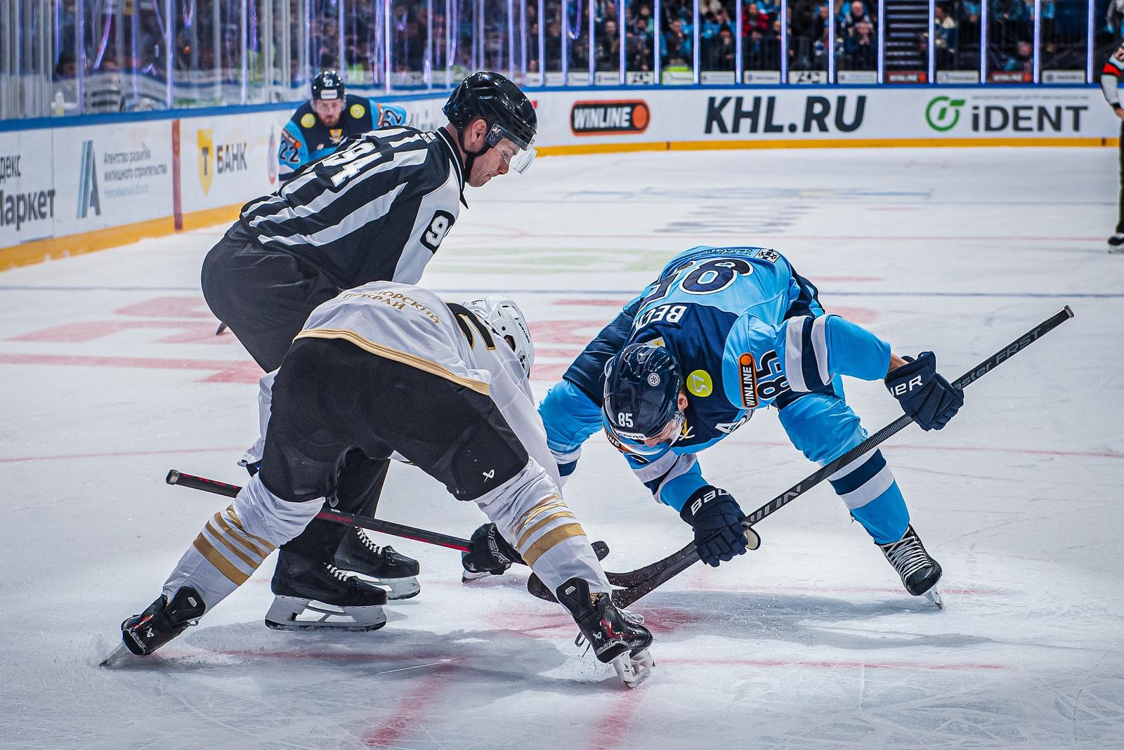 Фото Хоккейная «Сибирь» уступила «Адмиралу» на домашнем льду. Фоторепортаж 20