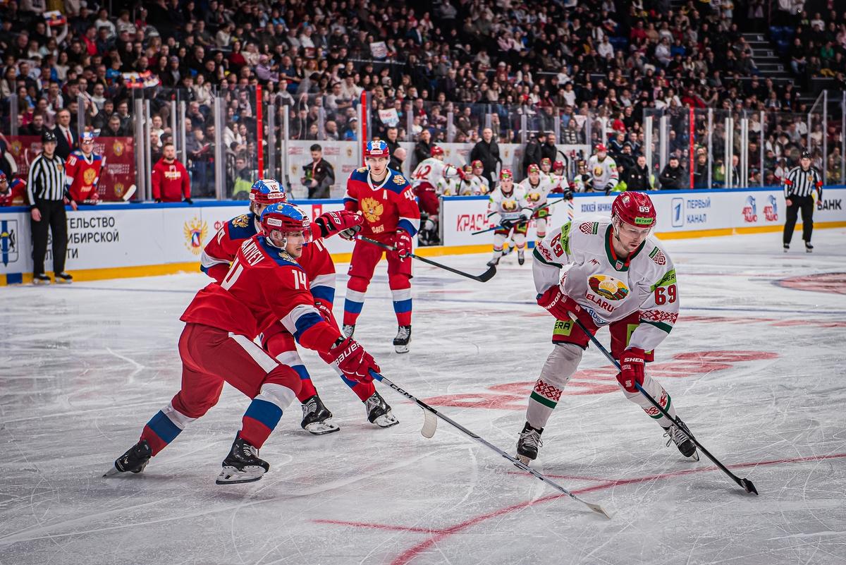 Фото Сборная «Россия 25» одержала победу на турнире по хоккею 3х3 на Кубке Первого канала в Новосибирске. Фоторепортаж 23