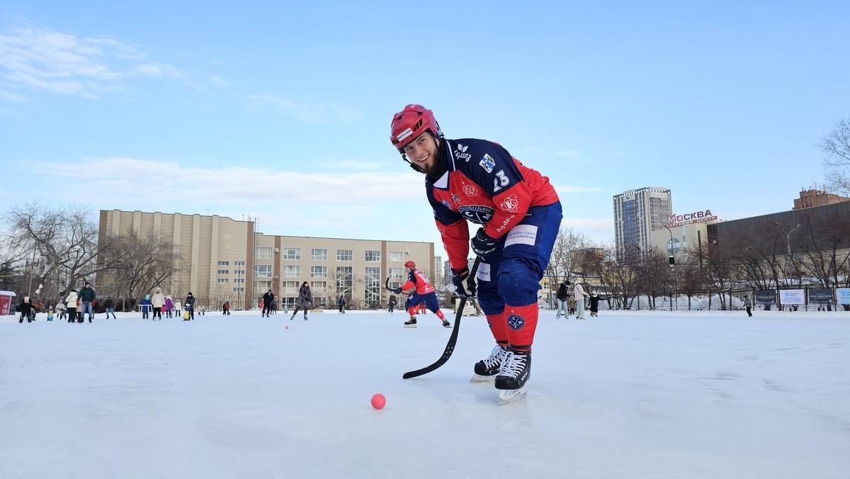 Фото Самый большой каток Новосибирска открылся на стадионе «Спартак». Фоторепортаж 25 - Сиб.ФМ Фото Самый большой каток Новосибирска открылся на стадионе «Спартак». Фоторепортаж 25