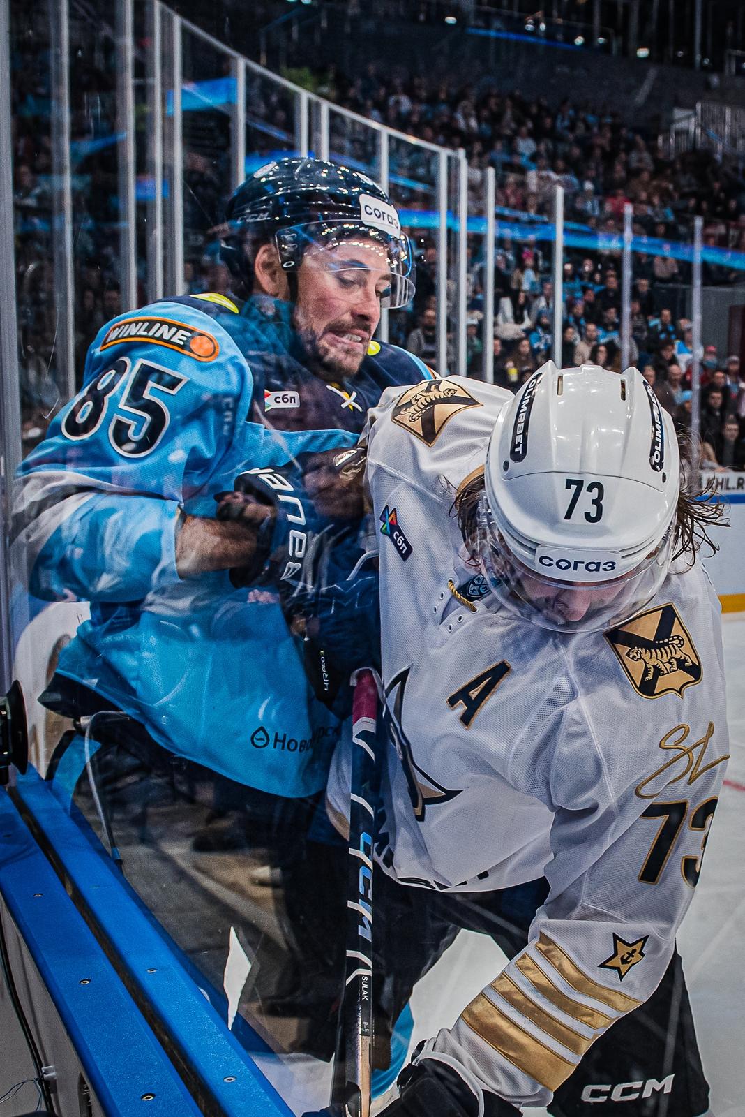 Фото Хоккейная «Сибирь» уступила «Адмиралу» на домашнем льду. Фоторепортаж 23