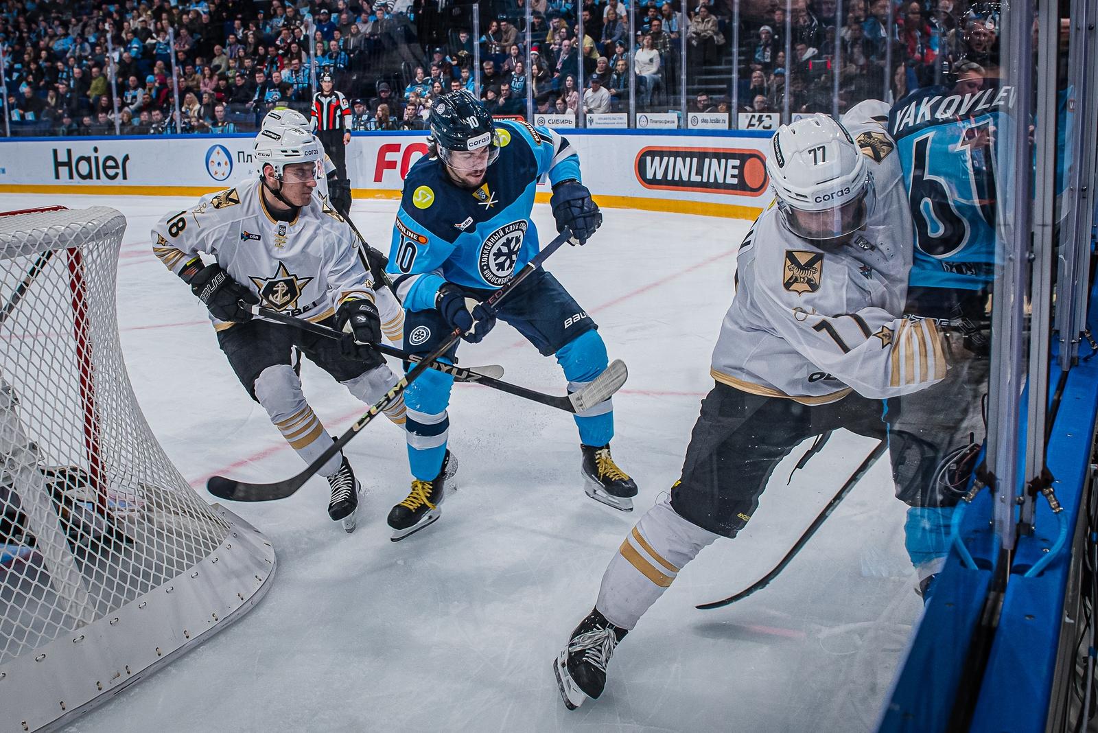 Фото Хоккейная «Сибирь» уступила «Адмиралу» на домашнем льду. Фоторепортаж 25