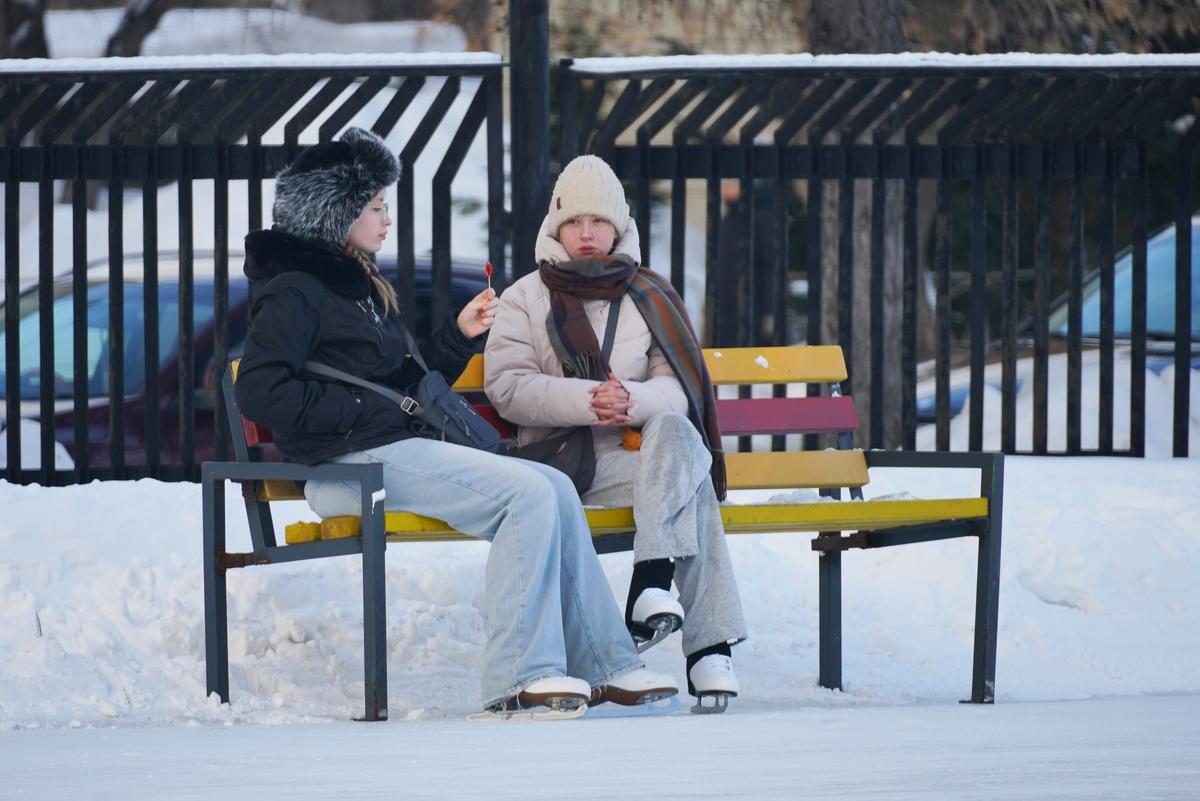 Фото Самый большой каток Новосибирска открылся на стадионе «Спартак». Фоторепортаж 28