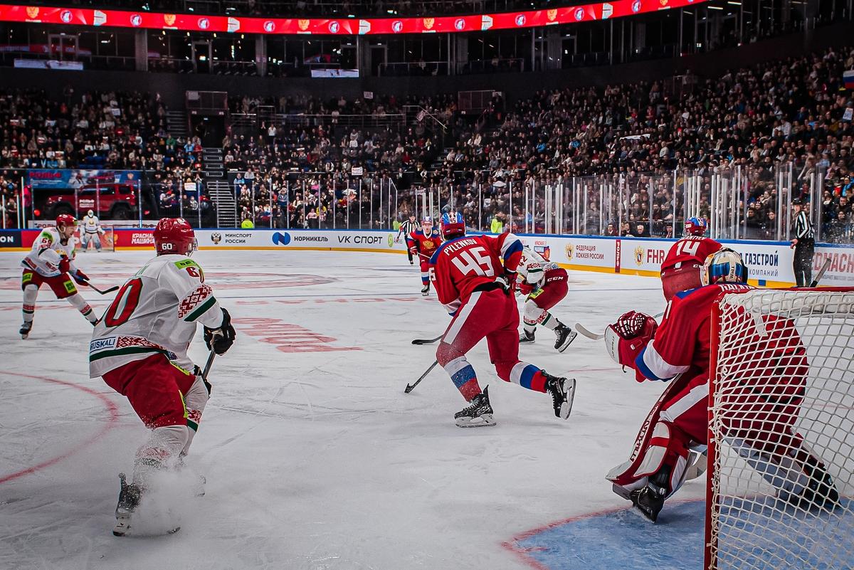 Фото Сборная «Россия 25» одержала победу на турнире по хоккею 3х3 на Кубке Первого канала в Новосибирске. Фоторепортаж 30