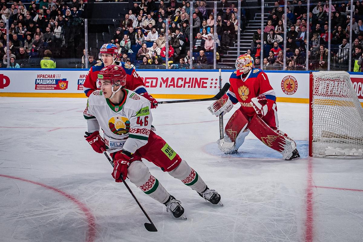 Фото Сборная «Россия 25» одержала победу на турнире по хоккею 3х3 на Кубке Первого канала в Новосибирске. Фоторепортаж 33