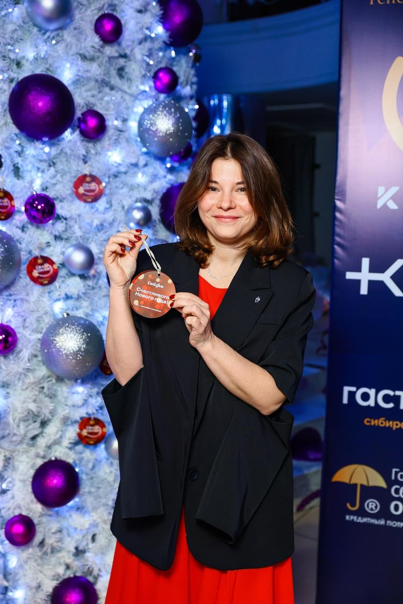 Фото «Настоящие успехи рождаются в команде»: медиахолдинг «Сиб.фм Group» подвёл итоги года. Фоторепортаж 26 - Сиб.ФМ Фото «Настоящие успехи рождаются в команде»: медиахолдинг «Сиб.фм Group» подвёл итоги года. Фоторепортаж 26